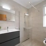 فيلة Dazzling 4 Bedrooms Nagini Sun Terrace Hot Tub