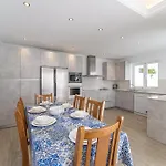 Vila Dazzling 4 Bedrooms Nagini Sun Terrace Hot Tub Playa Blanca (Lanzarote)