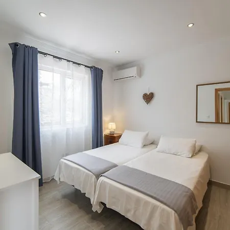 Βίλα Dazzling 4 Bedrooms Nagini Sun Terrace Hot Tub Πλάγια Μπλάνκα